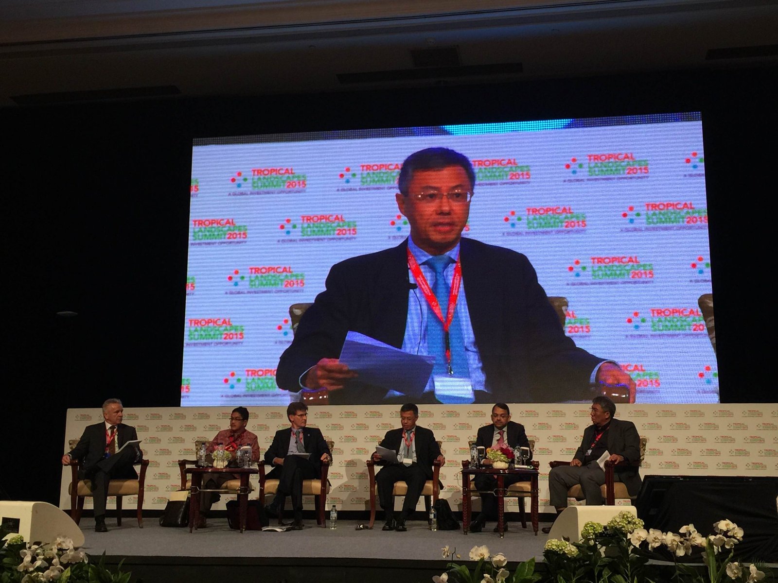 Bey Soo Khiang speaking among fellow Tropical Landscapes Summit 2015 panelists
