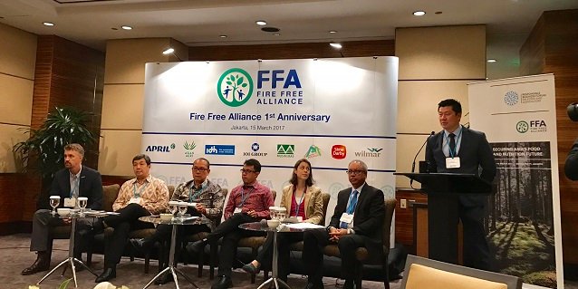 Fire Free Alliance Addresses Forest Fire and Haze in Over 200 Indonesian Villages, Welcomes New Members Sime Darby and IOI Group