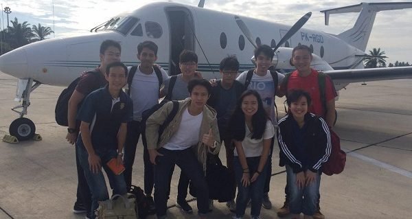 A group of students from Singapore’s Catholic Junior College visited Kerinci, the heart of APRIL’s operations, as a reward of their winning entry at the Urban Redevelopment