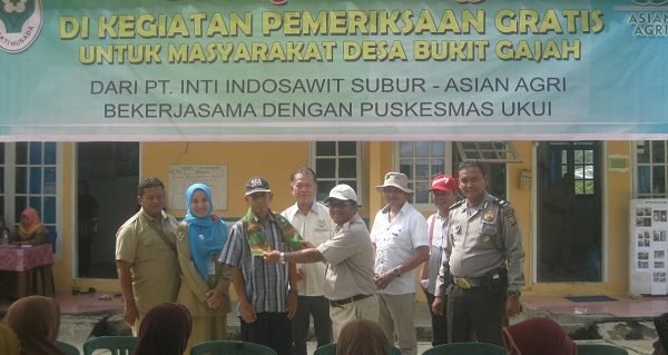 Asian Agri Offers Free Medical Treatment to Smallholders During Flu Season